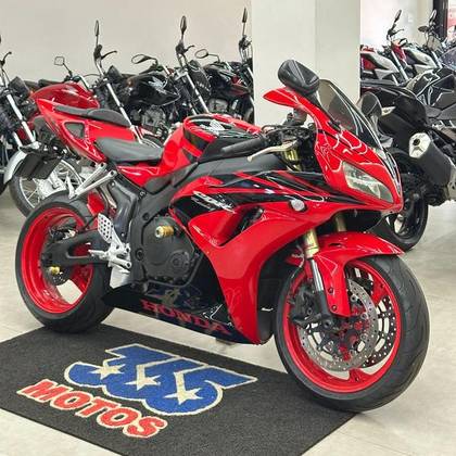 HONDA CBR 1000RR FIREBLADE HONDA CBR 1000RR FIREBLADE